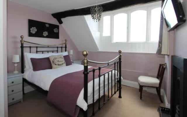 Radcliffe Guest House