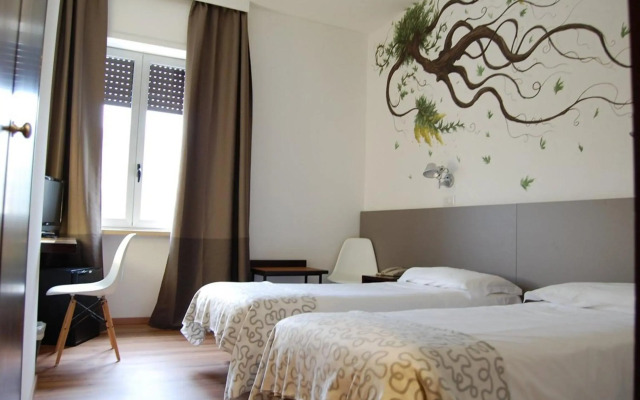 LH Arca Street Art Hotel