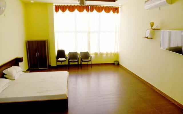 Hotel Rani Bagh Resort
