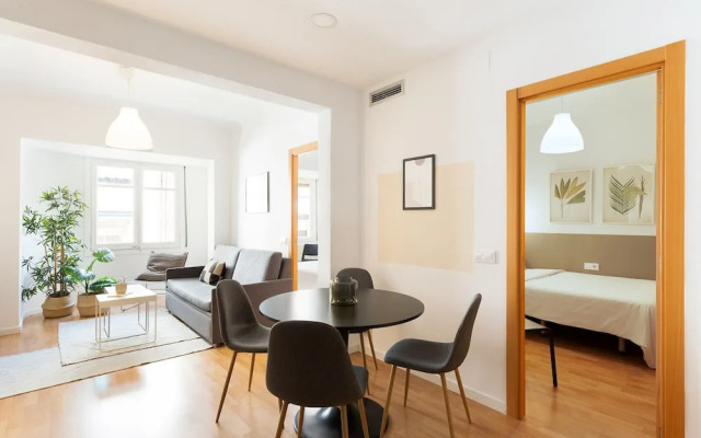 Santiago Apartments (Santiago 2.2) By Olala Homes