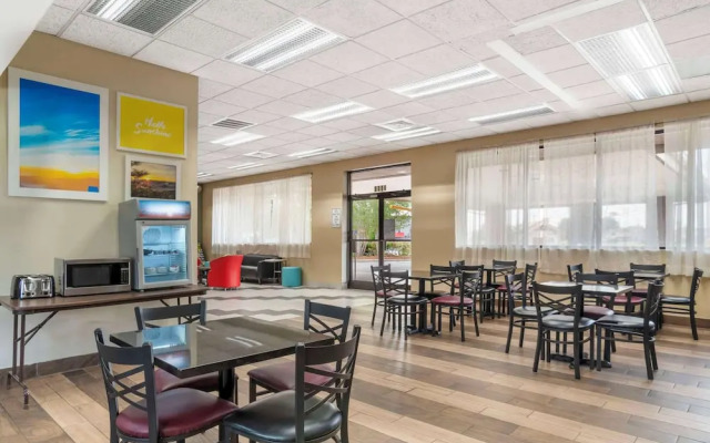 Quality Inn near Speedway