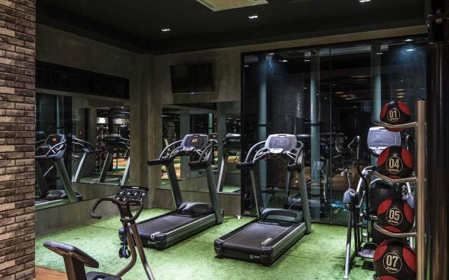 Cresco Hotel Buriram