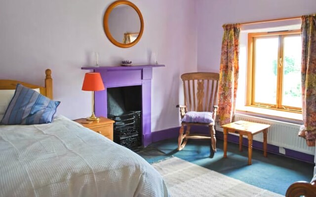 Cwm Bedw Farmhouse