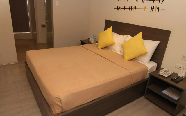 Mabolo Royal Hotel