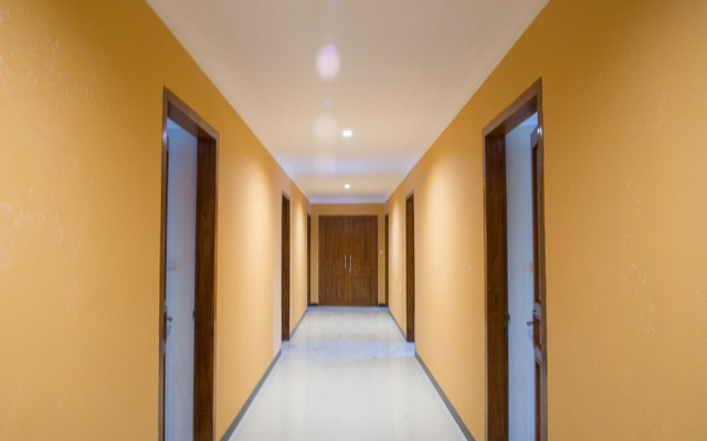 RedDoorz Plus @ Pancer Door Beach
