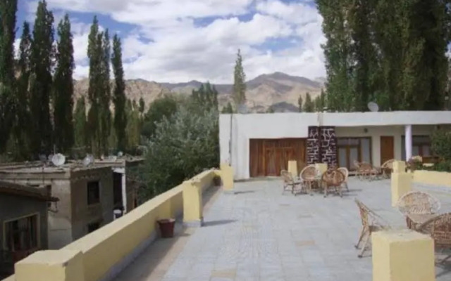Pangong Lake View camp