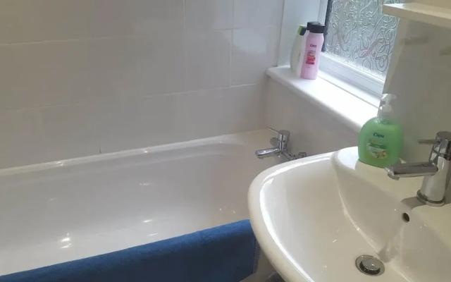 Dragon - Muirdrum House 3 Bedroom Home