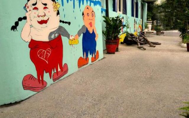 Tian Xinmin places B&B