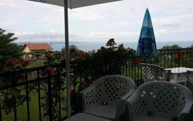 Sea View Family Hotel