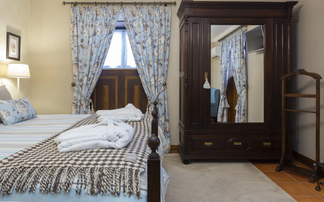 Charming Antas House