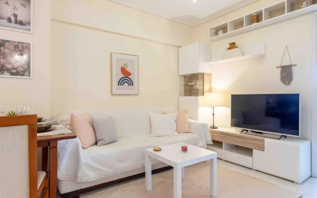 Peristeri 2 BD flat next to metro Agios Antonios