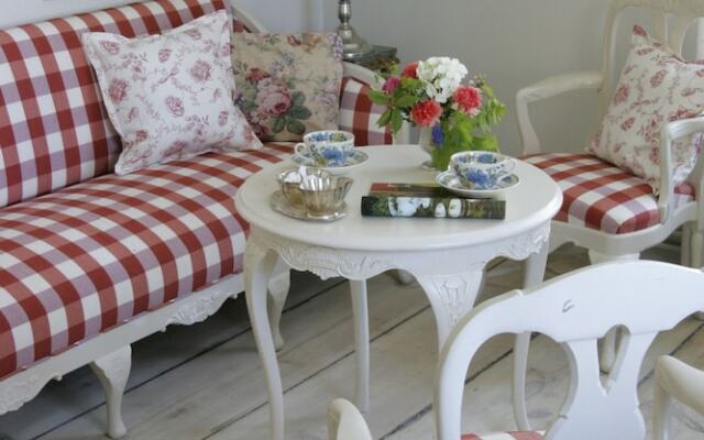 Tjällmo Gästgifvaregård