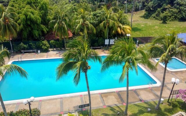 Beachfront Unit at Seri Bulan , Pantai TelukKemang