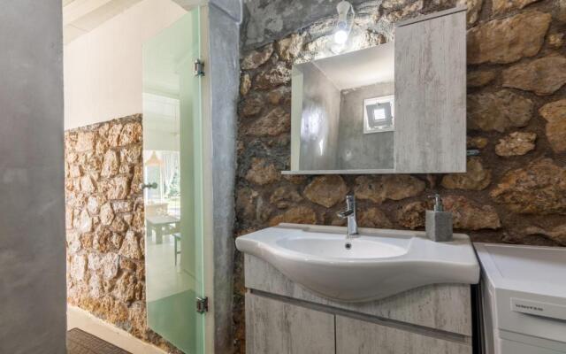 George's Island House with Plunge Pool