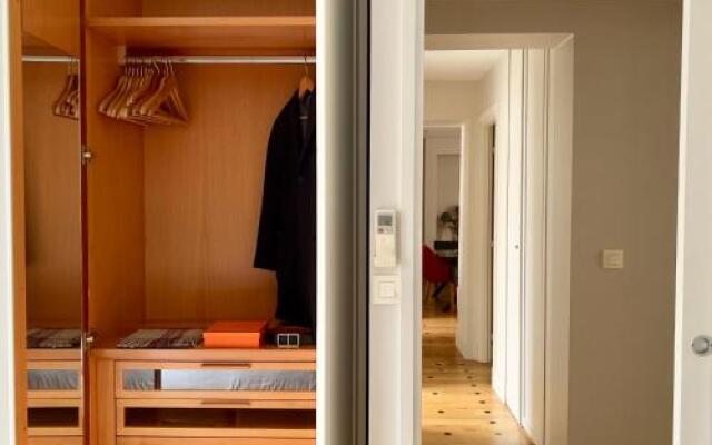 Marais Musée Picasso Luxury 3 Bedroom Apartment