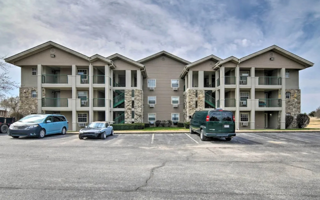 Branson Resort Condo w/ Scenic Patio & Pool Access
