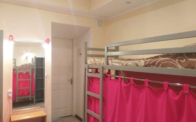 Day & Night — хостел