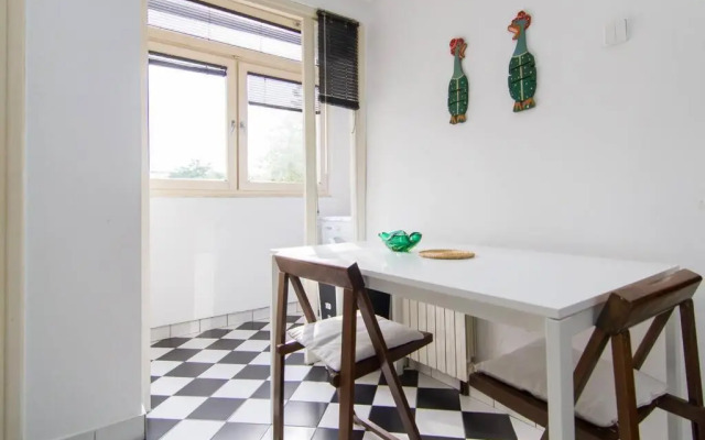 Apt 80 m2, wifi, jacuzzi, 5 guests, 10 m center