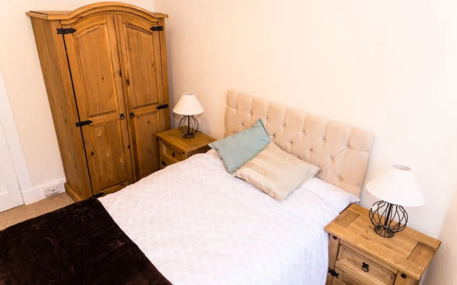 Silver City Apartments, Stylish 2 Bedroom Apartment