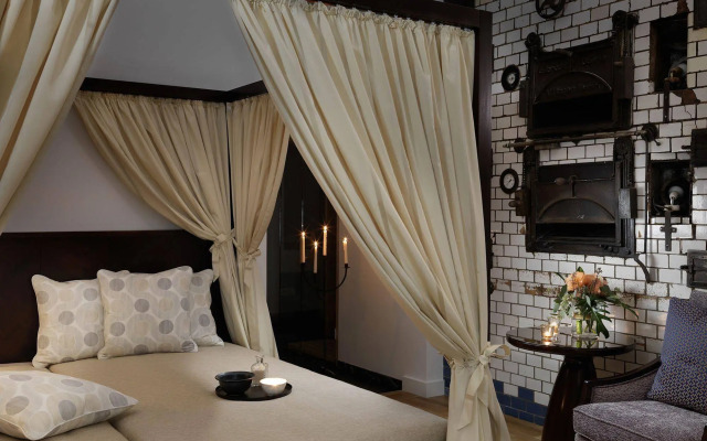 Chalet Belmont Hotel
