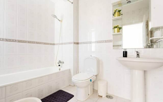 Apartment by the Sea, With Pool