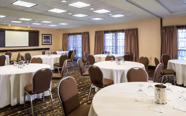 Hampton Inn & Suites Yonkers