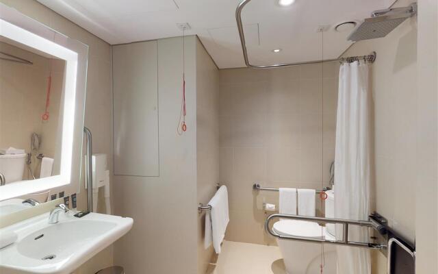Novotel Dubai Al Barsha Hotel