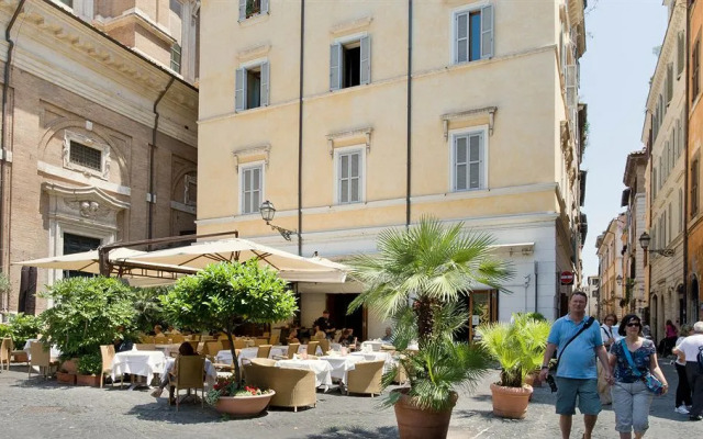 Navona apartments-Angels&Demons area