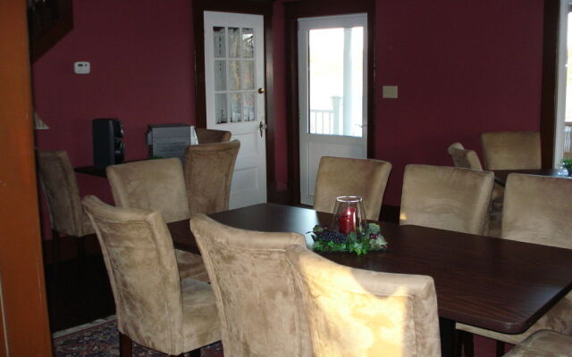 Indian Creek Village Winery