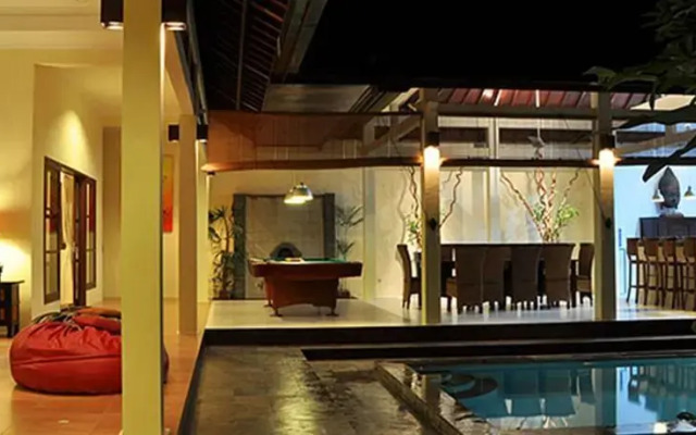 Azur Villa Bali
