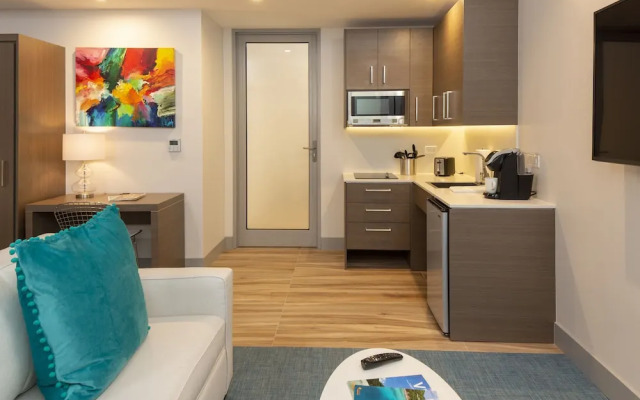 Marketplace Suites