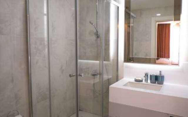 Fancy 2+1 Apt (2 bathrooms) - Core living