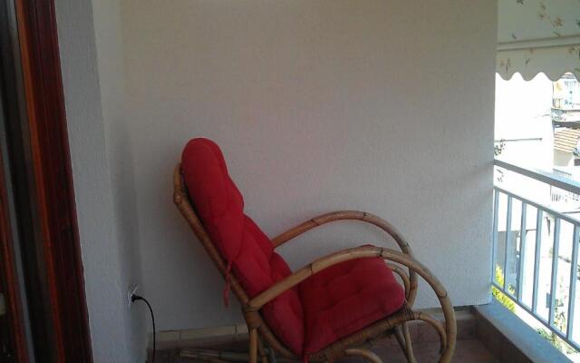 Apartment 60m from sea!