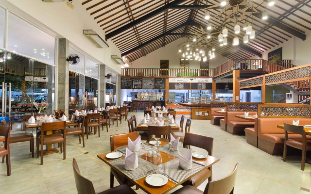 South Lake Resort Koggala