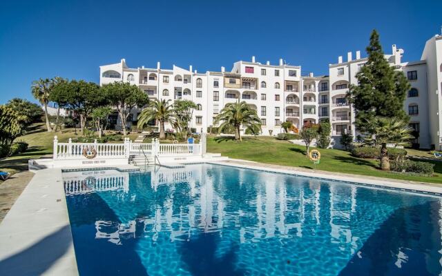 RDM - Stylish Holiday Apart with Ocean Views