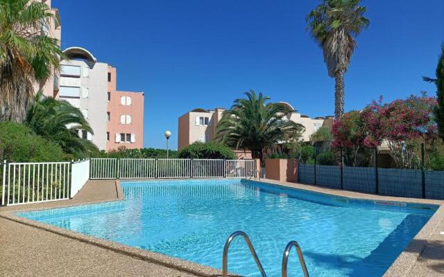 Coquet Appartement T2 PORT DE GRUISSAN 4 personnes 4THAL104