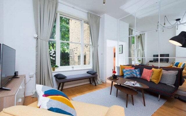 Luxury Studio Apartment in Kensington