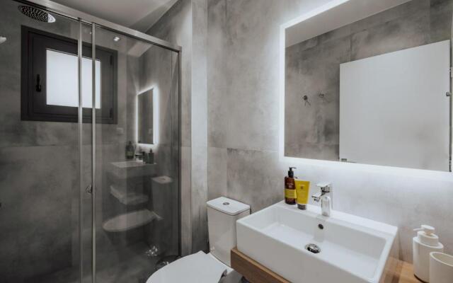 Luxury 2S Villa Alpha With Private Pool