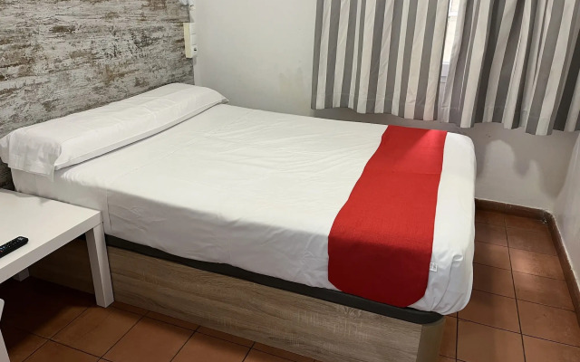 Hostel Almansa