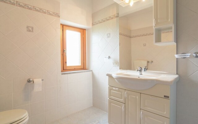 Elegant Holiday Home in Tuscany With Swimming Pool