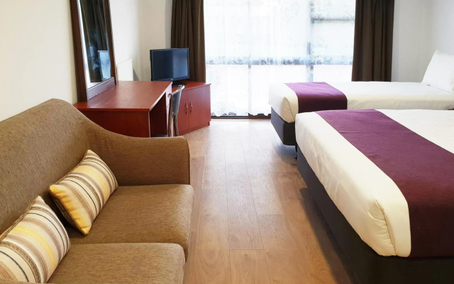 Auckland Airport Easy Hotel