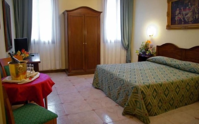 Hotel Florida