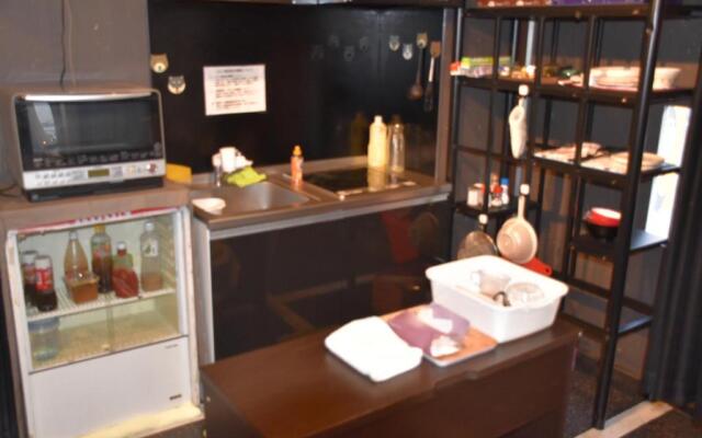 Hotel Mikado - Hostel