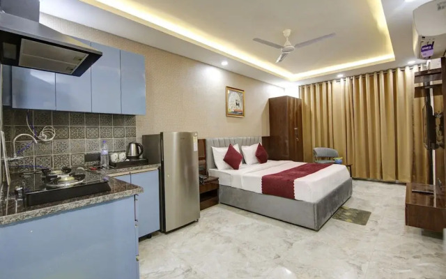 Lime Wood Stay Near Huda City Centre