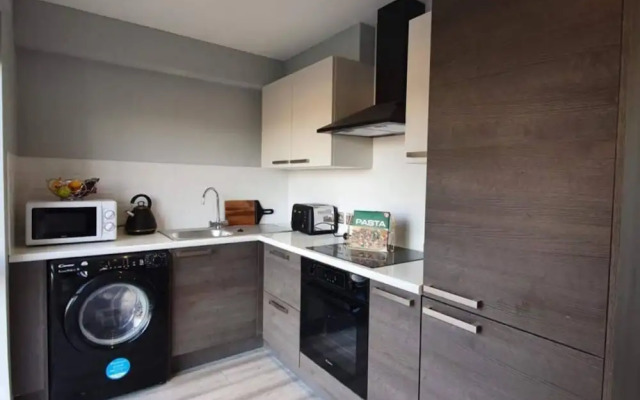 Inviting 1-bed Apartment in the Heart of Sheffield