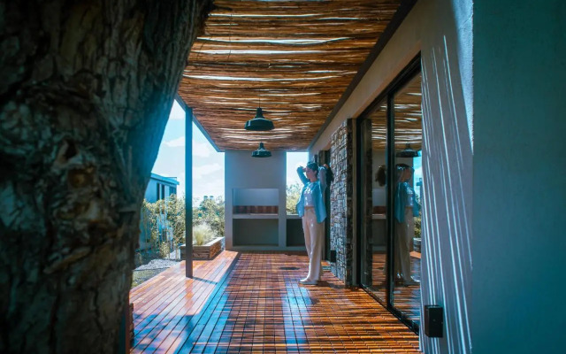 Lodwine Lodge Apartments