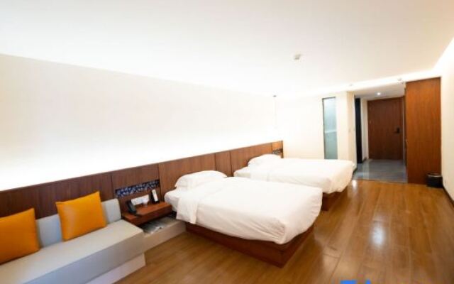 Sansheli Garden Hostel