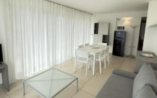 Modern Flat With Panoramic View