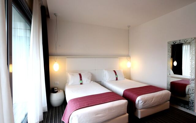 Holiday Inn Nola - Naples Vulcano Buono