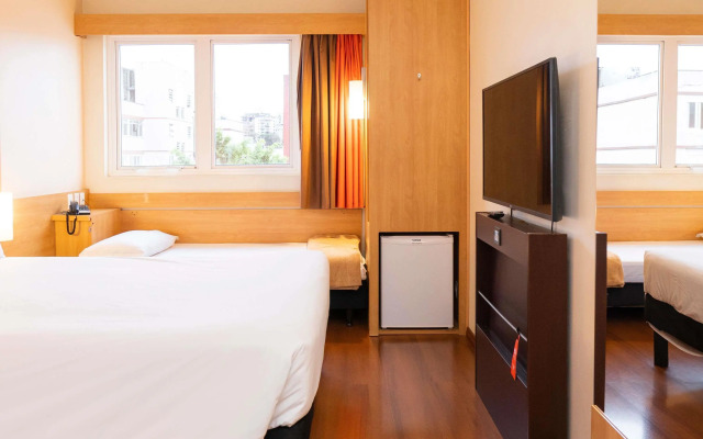 ibis Porto Alegre Moinhos de Vento